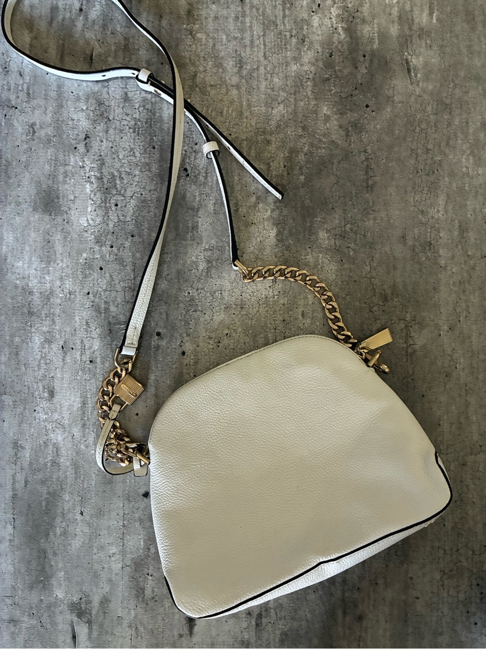 Michael Kors Cream Pebbled Leather Crossbody with Gold Chain Trim - Picture 6 of 14